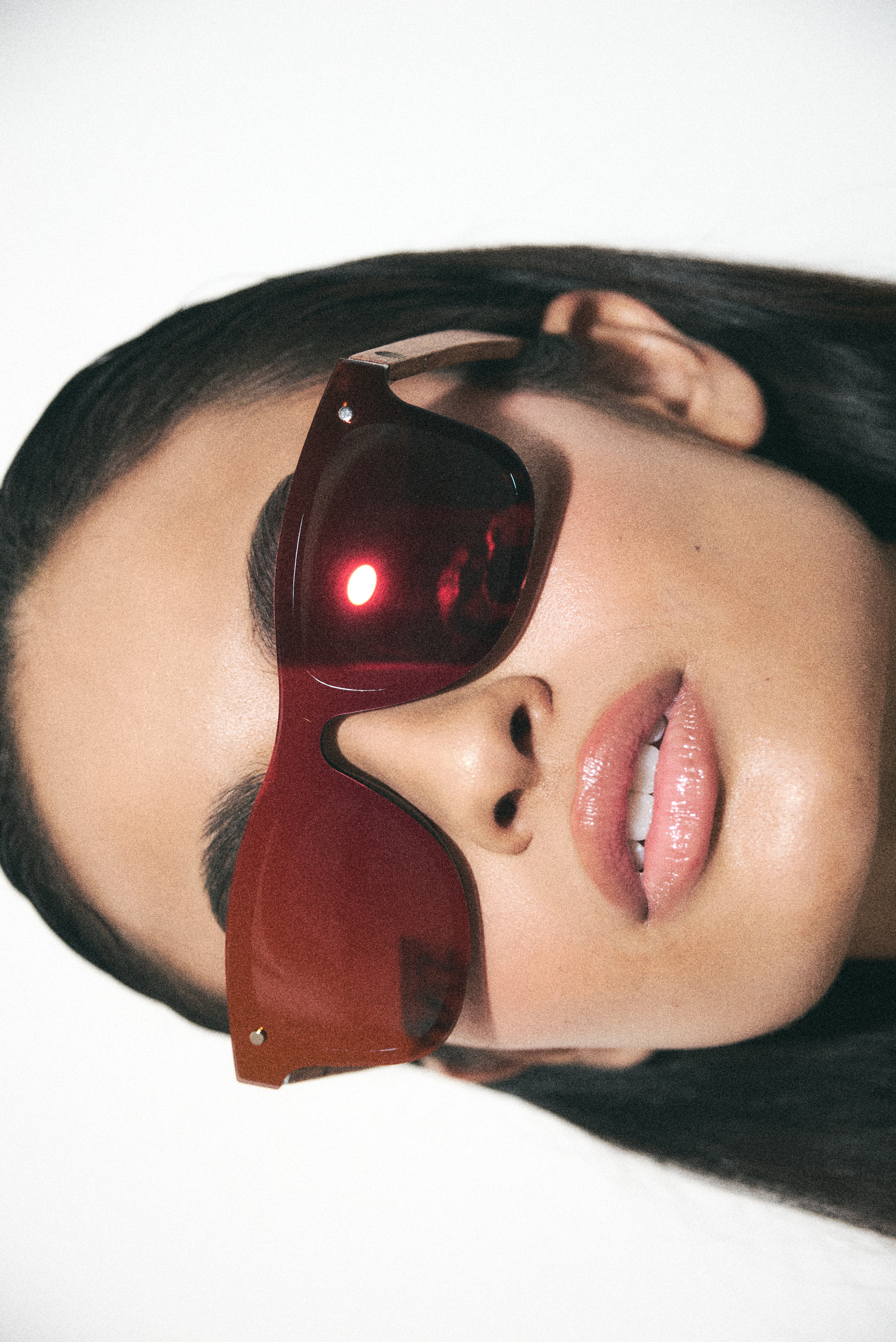 Lente Sky Red