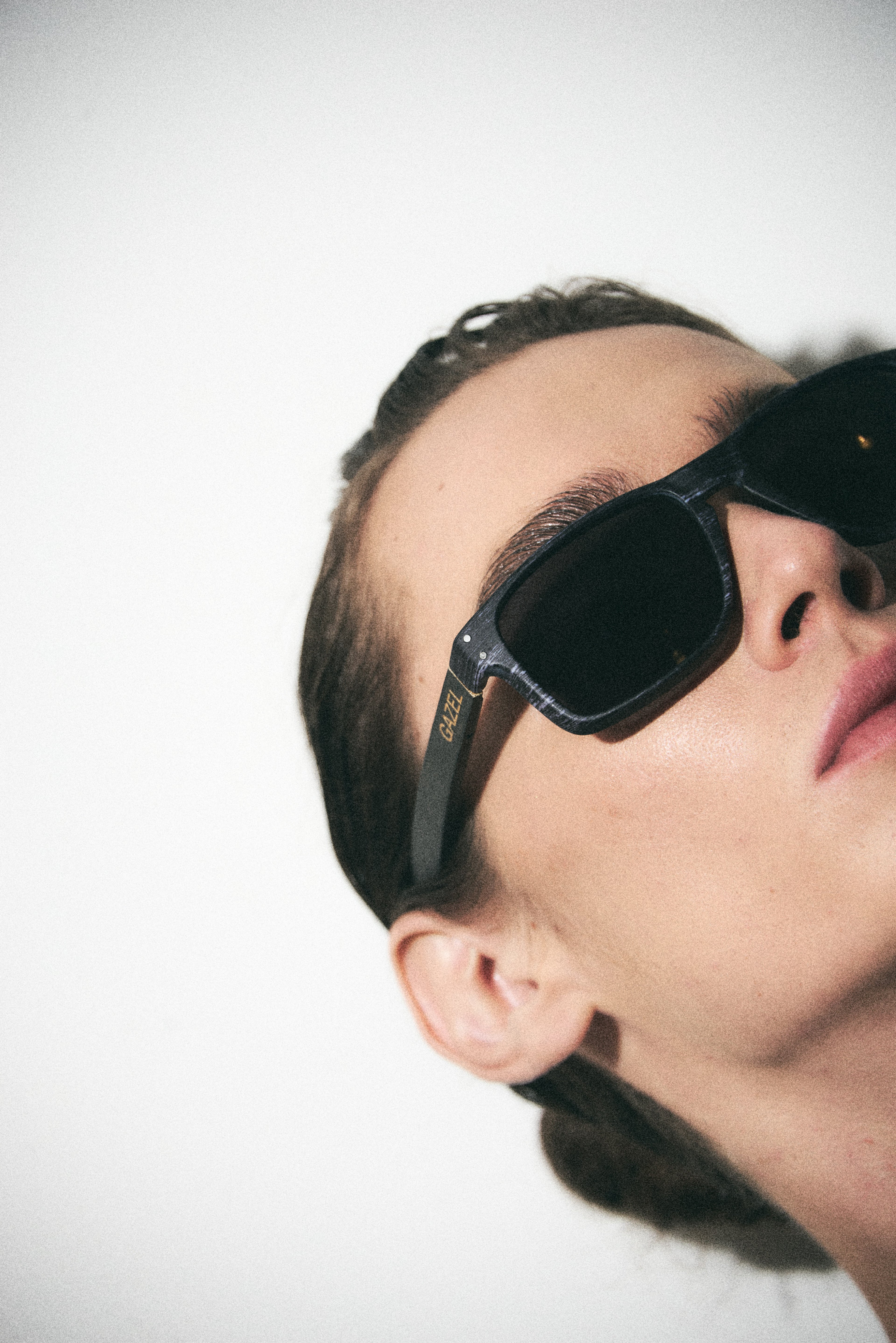 Lente Tide Black Vintage