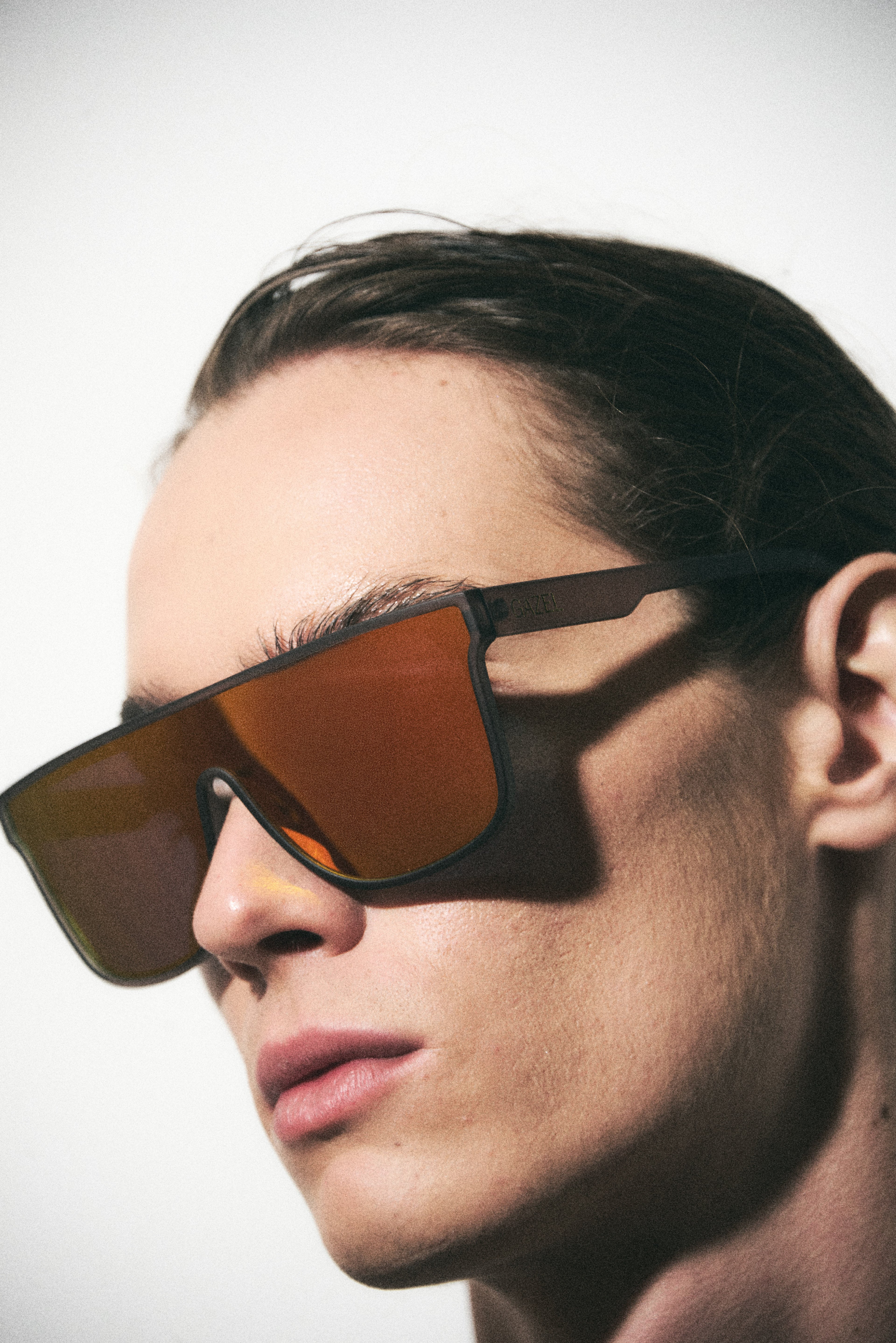 Lente California Red M/C