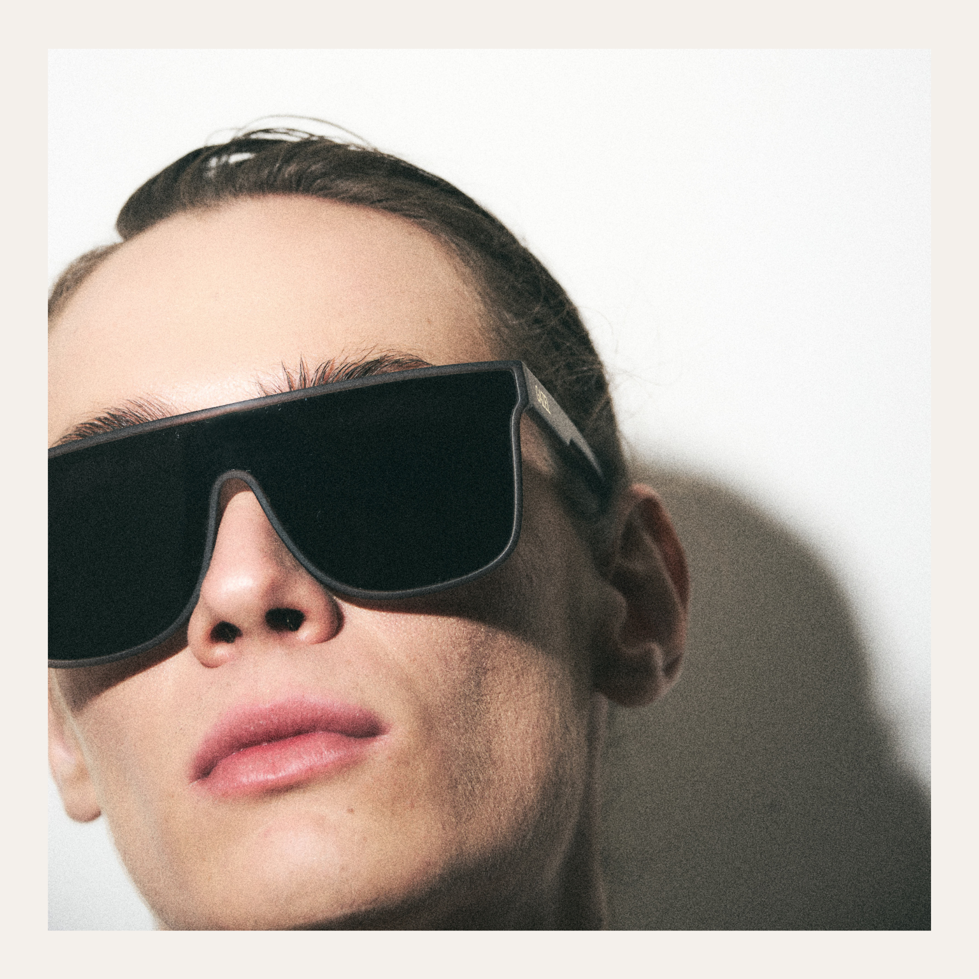 Lente California Black M/C