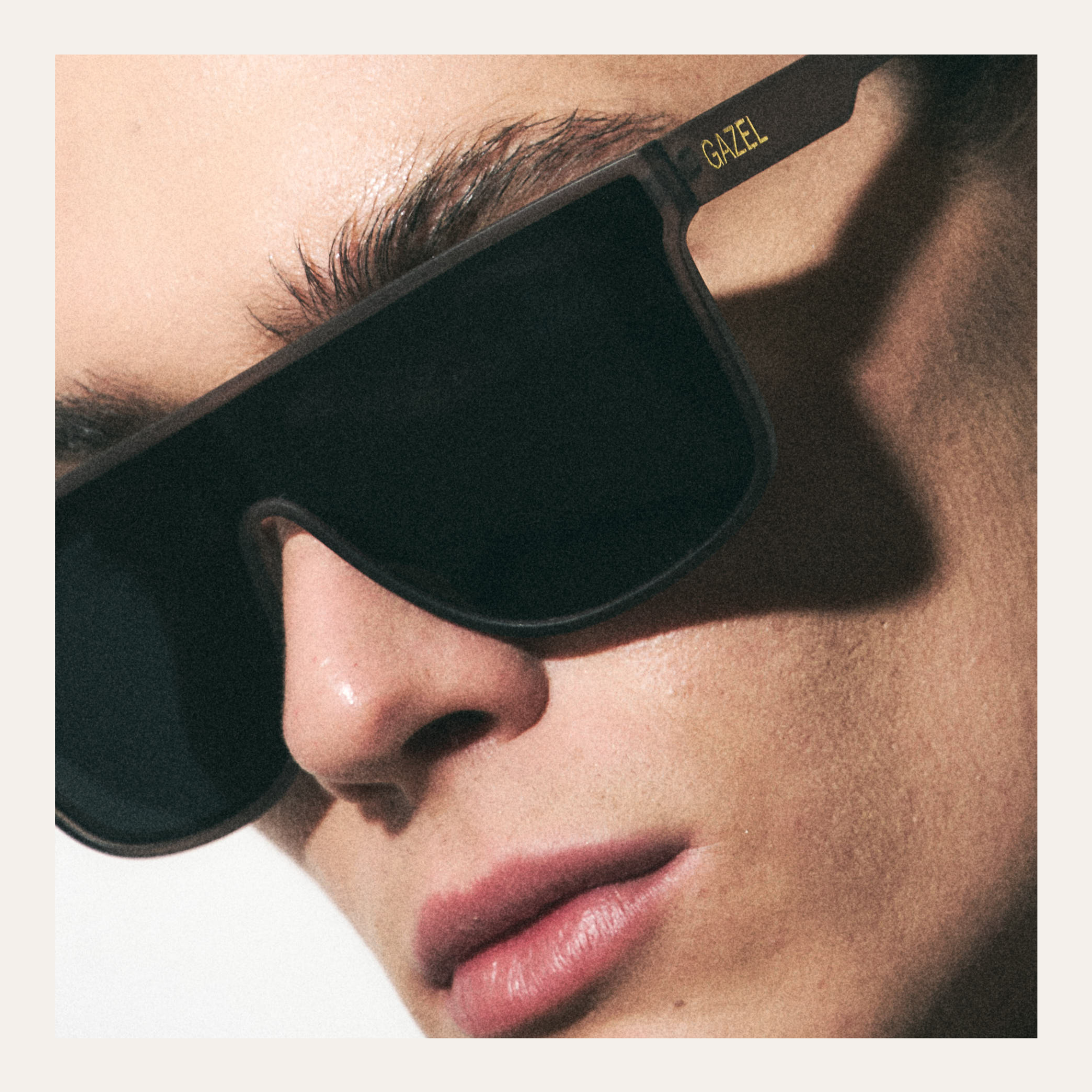 Lente California Black M/C