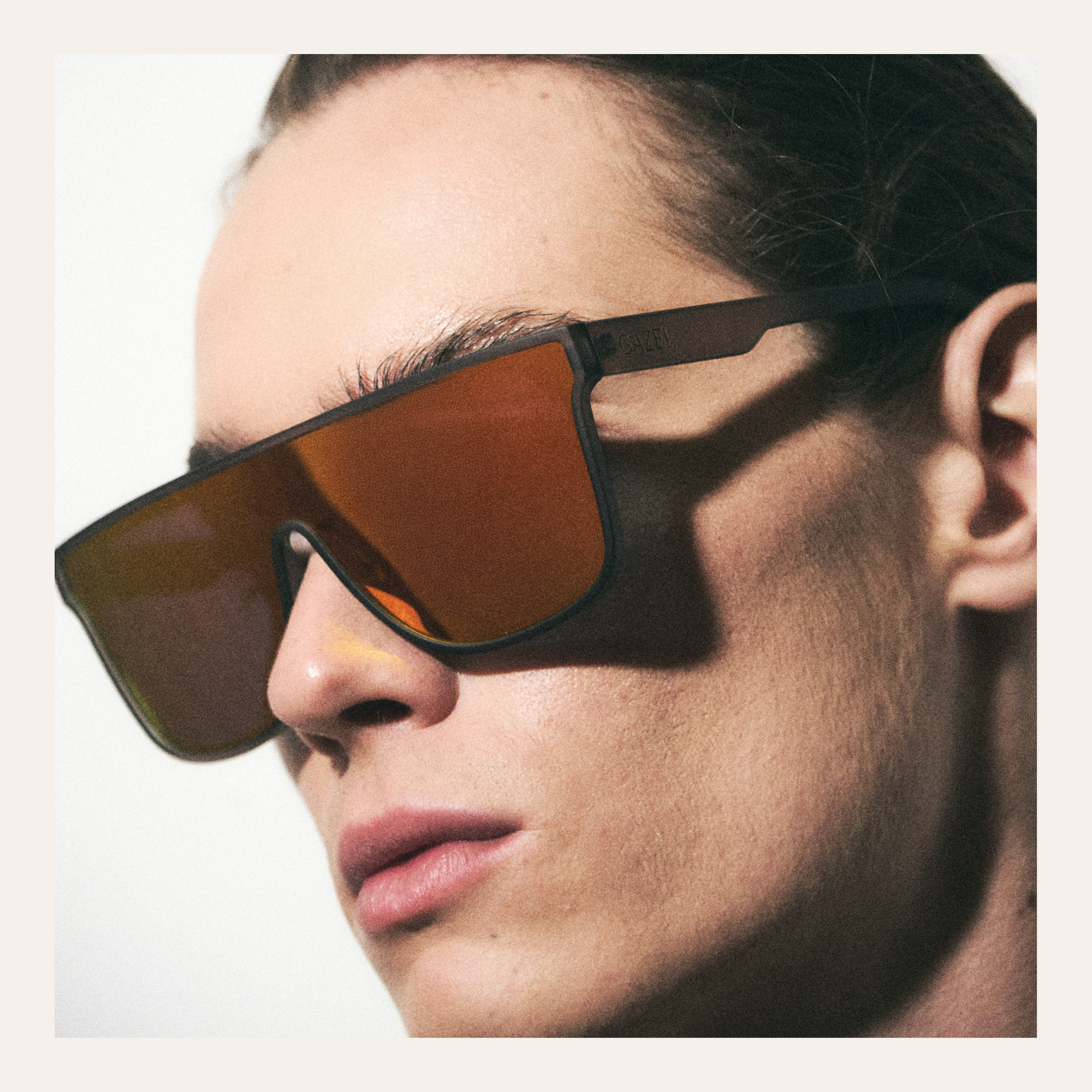 Lente California Red M/C